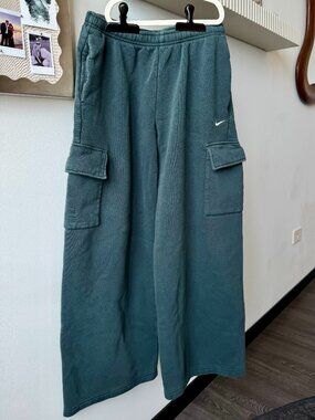 Nike Phoenix Fleece Cargo Sweatpants (Seaweed/Sail)